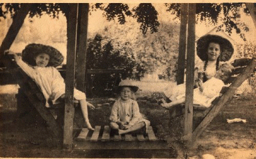 Gladys, 7 -- Maibelle, 4 -- Edith, 10 -- Bo Peep, 18 months